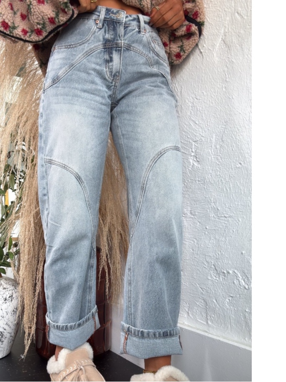 SAIGE Women’s Light Blue Barrel Leg Jeans